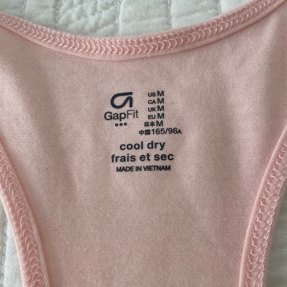 Gap Tank Top - Picture 3 of 3